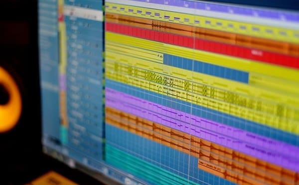 Professional-Audio-Editing-Software